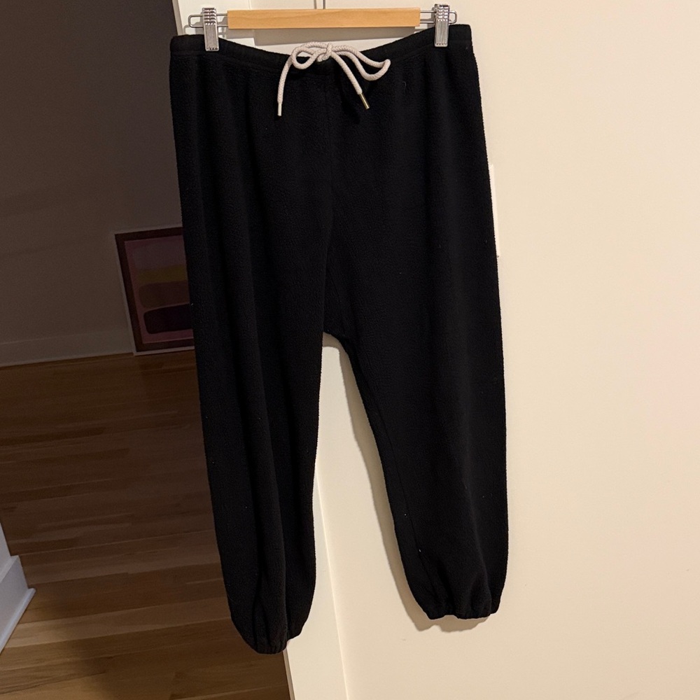 The GREAT. Sherpa fleece cropped sweatpants sz 2 pristine never worn  $175